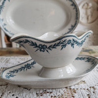 starožitný omáčník 