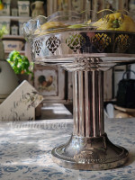 prvorepublikový nástoloec 